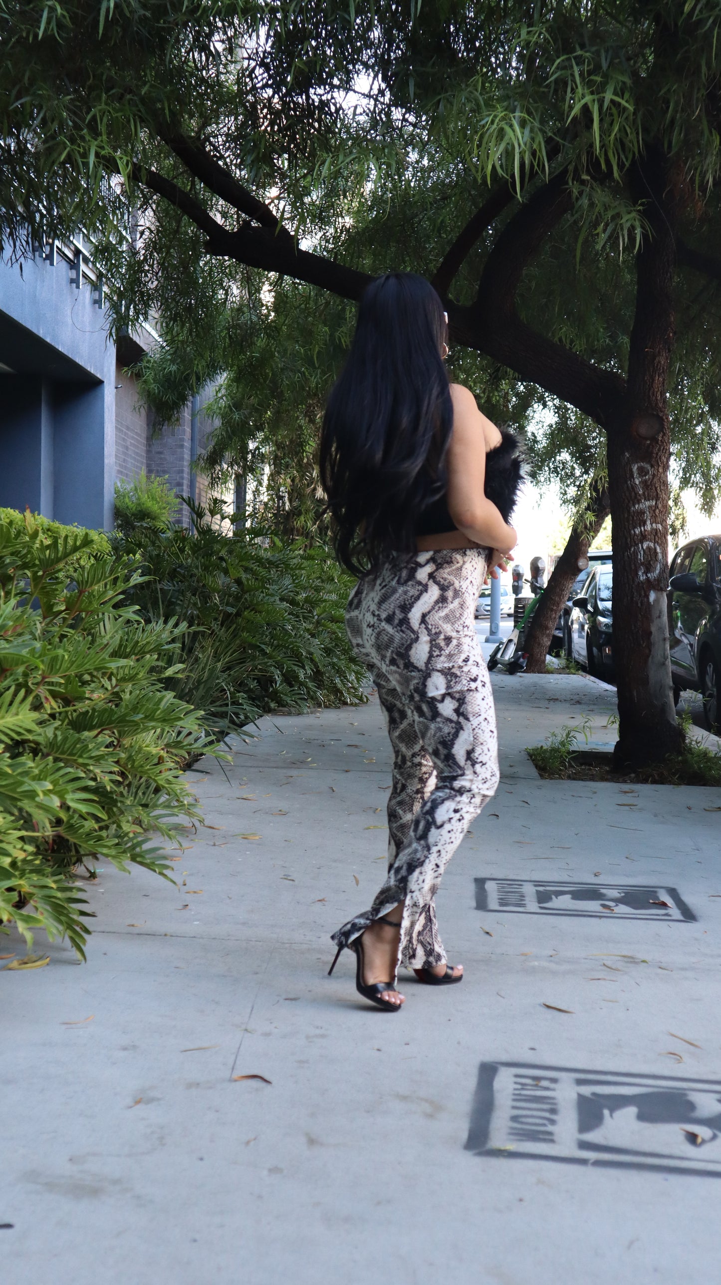 Python Pint Tuck Pant With Side Slit